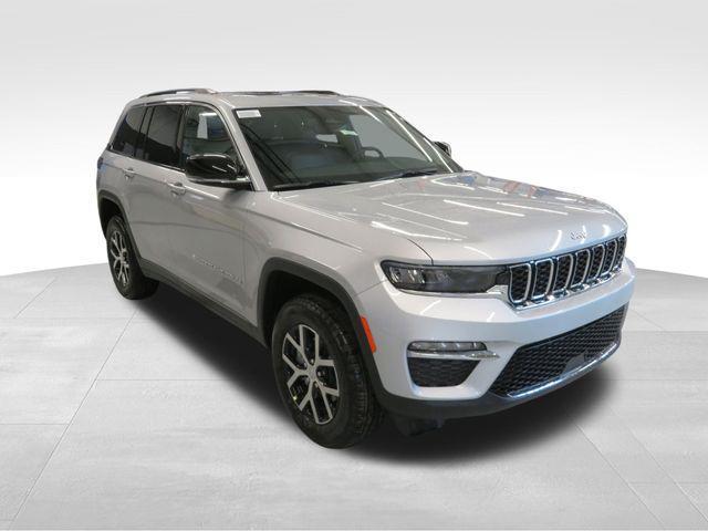 new 2024 Jeep Grand Cherokee car, priced at $46,804