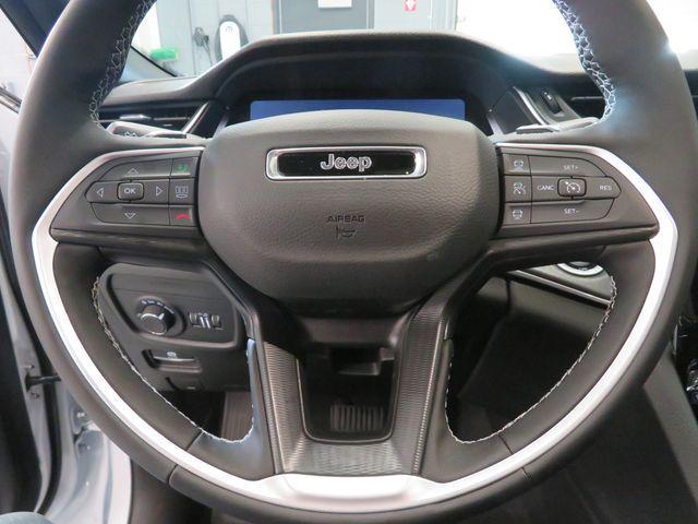 new 2025 Jeep Grand Cherokee L car, priced at $39,964