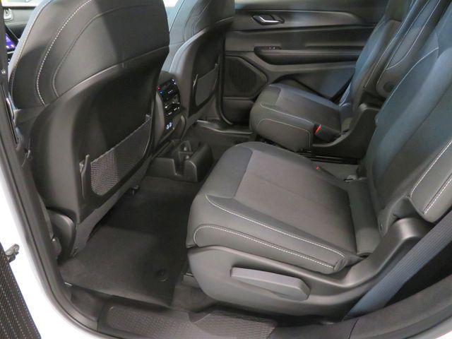 new 2025 Jeep Grand Cherokee L car, priced at $39,964