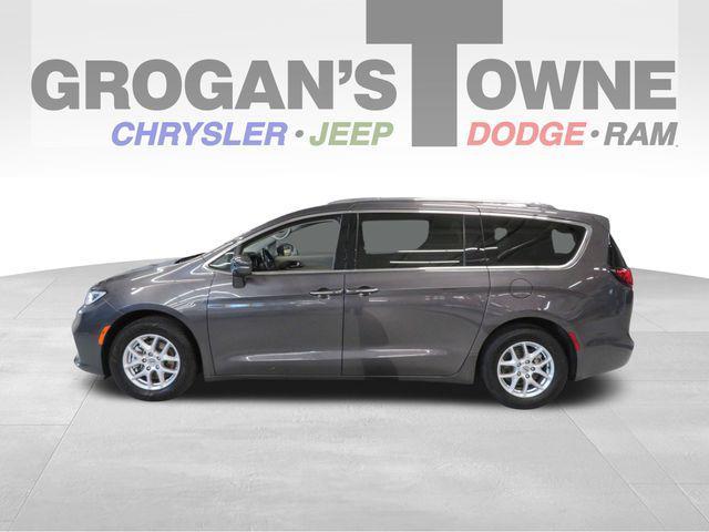 used 2021 Chrysler Pacifica car, priced at $22,223