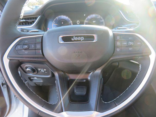 new 2025 Jeep Grand Cherokee car, priced at $40,863
