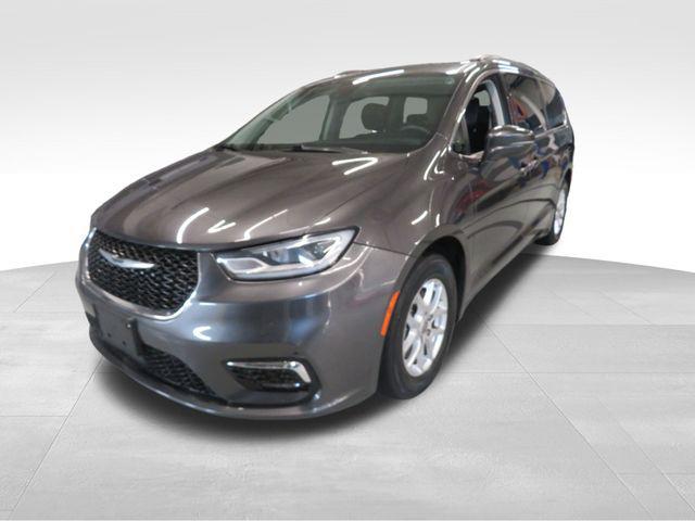 used 2022 Chrysler Pacifica car, priced at $21,962