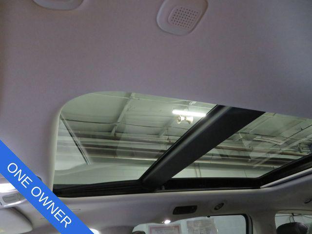 used 2021 Chrysler Pacifica car, priced at $31,862