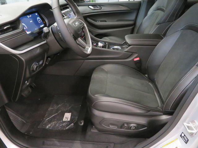 new 2025 Jeep Grand Cherokee L car, priced at $44,394