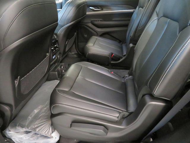 new 2025 Jeep Grand Cherokee L car, priced at $45,702
