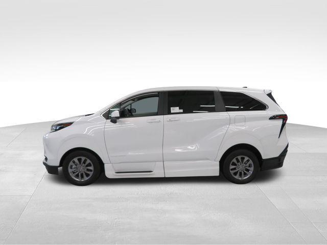 used 2024 Toyota Sienna car, priced at $79,993