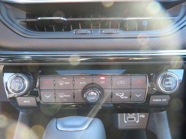 new 2025 Jeep Compass car, priced at $33,646