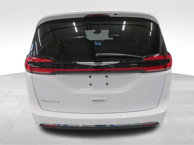 used 2022 Chrysler Pacifica car, priced at $20,270