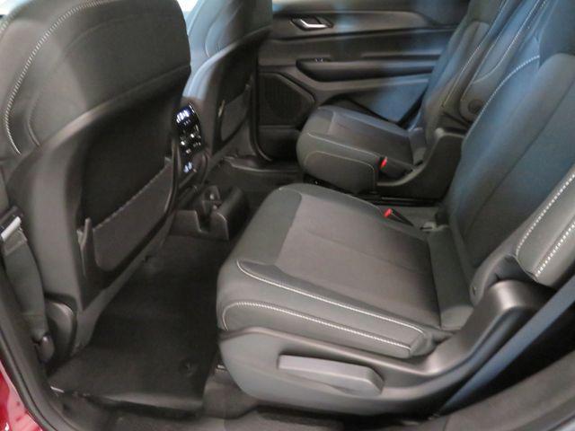 new 2025 Jeep Grand Cherokee L car, priced at $40,464