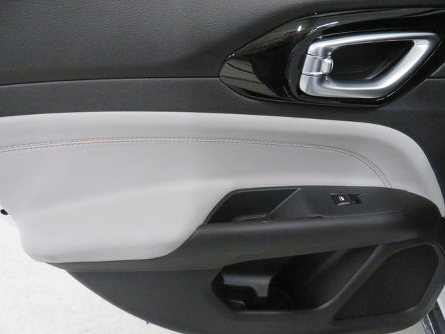 new 2025 Jeep Compass car, priced at $32,085