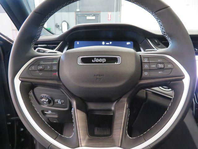 new 2025 Jeep Grand Cherokee L car, priced at $51,204