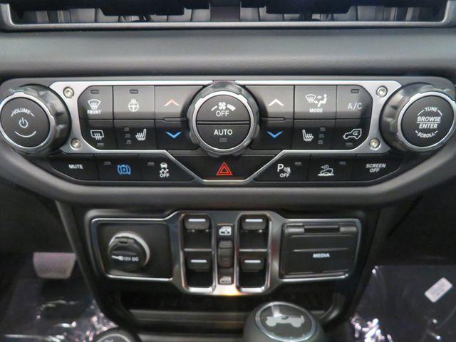 new 2025 Jeep Wrangler car, priced at $57,501