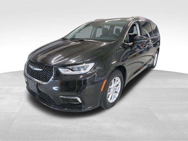 used 2022 Chrysler Pacifica car, priced at $23,971