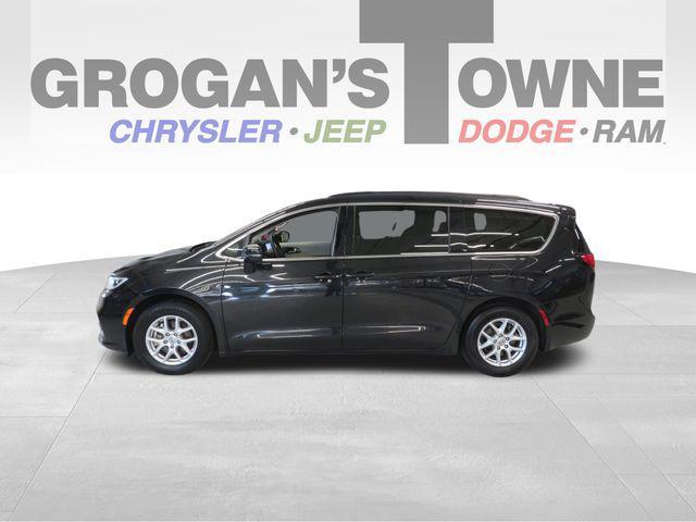 used 2022 Chrysler Pacifica car, priced at $23,654