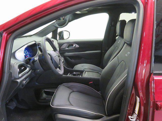 new 2023 Chrysler Pacifica Hybrid car, priced at $53,704