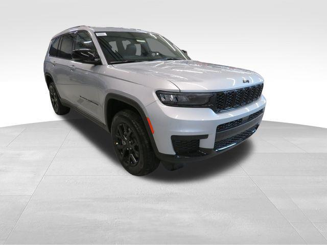 new 2025 Jeep Grand Cherokee L car, priced at $45,366