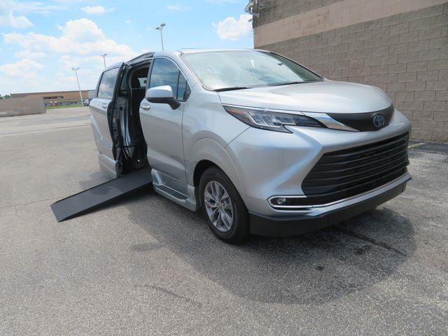 used 2023 Toyota Sienna car, priced at $76,844