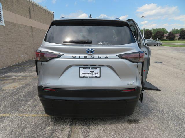 used 2023 Toyota Sienna car, priced at $76,844