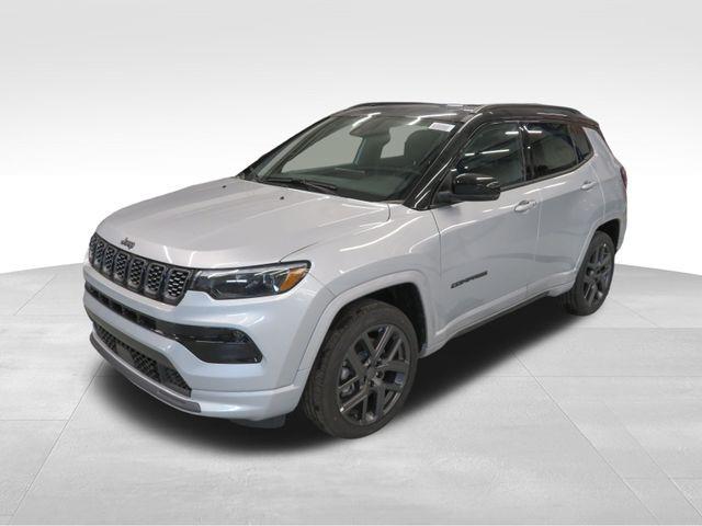 new 2024 Jeep Compass car, priced at $33,130