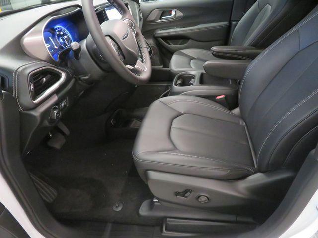 new 2026 Chrysler Pacifica car, priced at $40,611