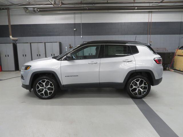 new 2025 Jeep Compass car, priced at $31,605