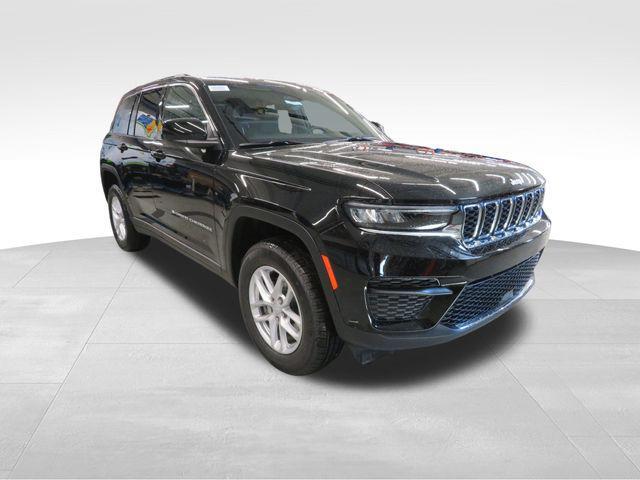 new 2025 Jeep Grand Cherokee car, priced at $41,317