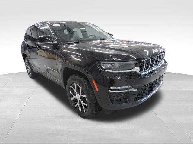 new 2025 Jeep Grand Cherokee car, priced at $41,916