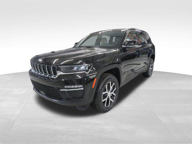 new 2025 Jeep Grand Cherokee car, priced at $41,916