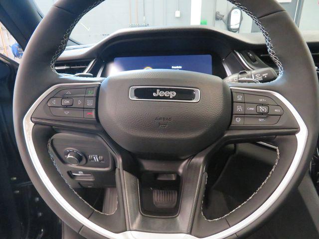new 2025 Jeep Grand Cherokee car, priced at $37,067