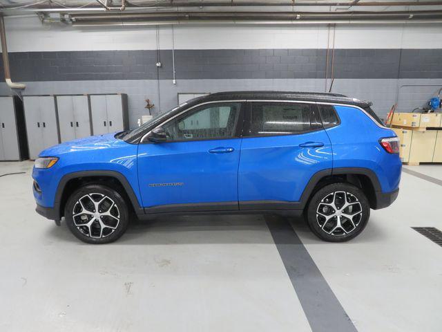 new 2024 Jeep Compass car, priced at $30,011