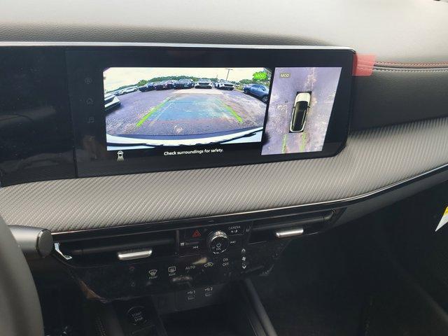 new 2025 Nissan Kicks car, priced at $27,040