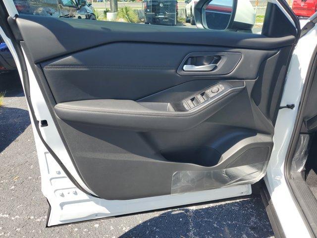 new 2025 Nissan Rogue car, priced at $31,686