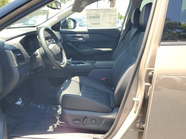 new 2025 Nissan Rogue car, priced at $40,261