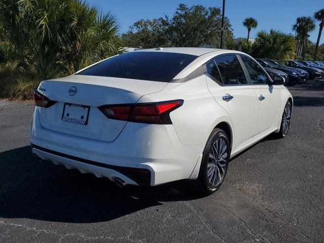 new 2025 Nissan Altima car, priced at $30,009