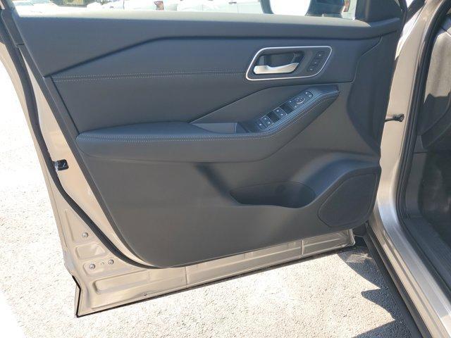 new 2025 Nissan Rogue car, priced at $40,594
