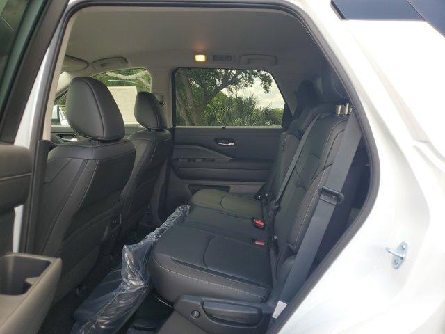 new 2025 Nissan Pathfinder car, priced at $44,942