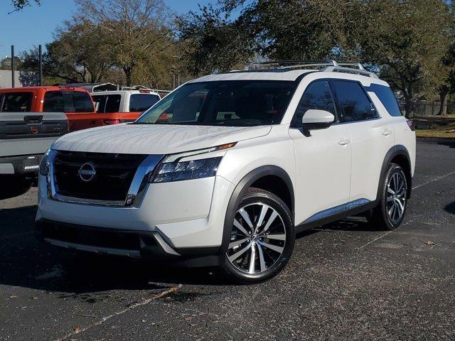 new 2025 Nissan Pathfinder car, priced at $49,444