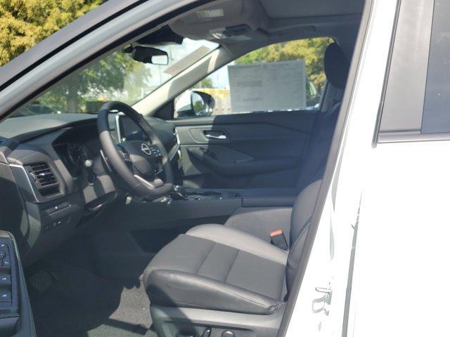 new 2025 Nissan Rogue car, priced at $31,686