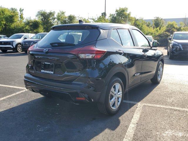 new 2025 Nissan Kicks car, priced at $22,947