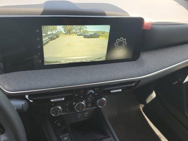 new 2025 Nissan Kicks car, priced at $26,950
