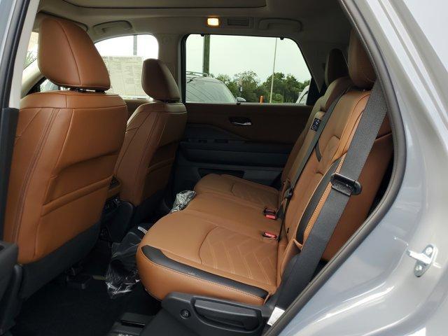 new 2025 Nissan Pathfinder car, priced at $48,257