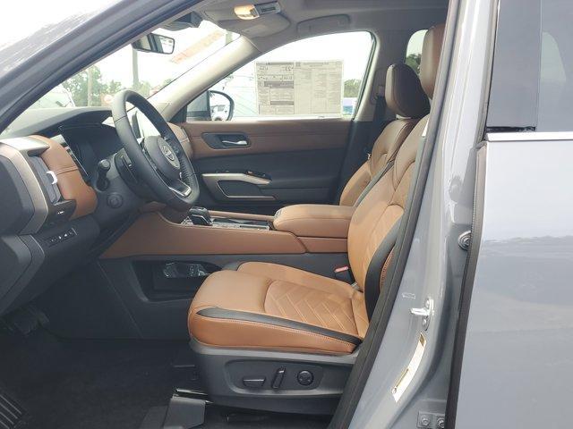 new 2025 Nissan Pathfinder car, priced at $48,257