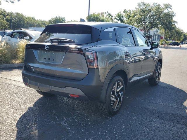 new 2025 Nissan Kicks car, priced at $23,804