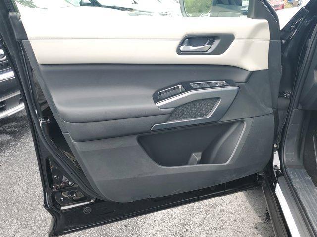 new 2025 Nissan Pathfinder car, priced at $42,895