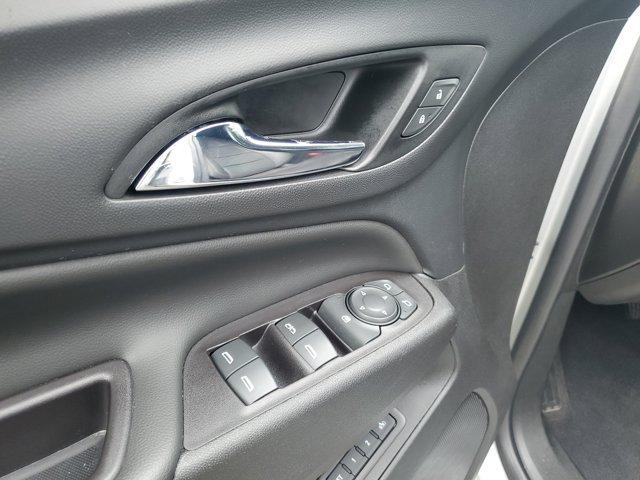 used 2020 Chevrolet Equinox car, priced at $15,555