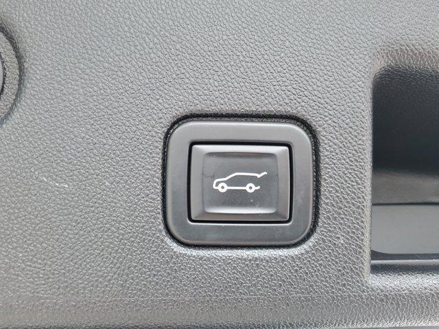 used 2020 Chevrolet Equinox car, priced at $15,555