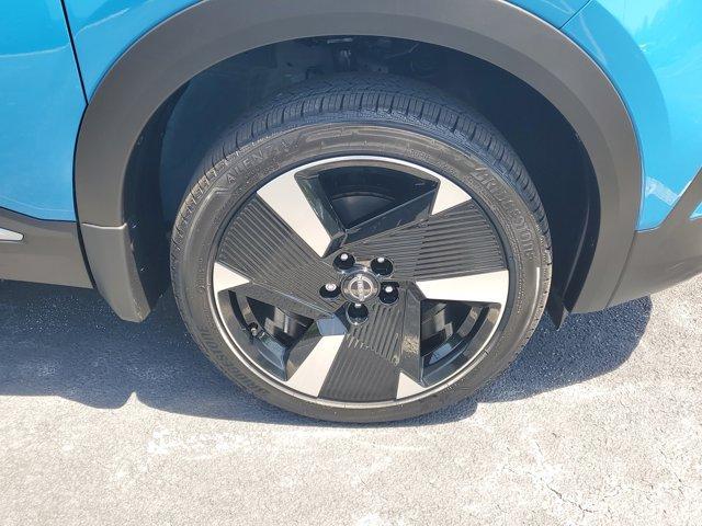 new 2025 Nissan Kicks car, priced at $28,186
