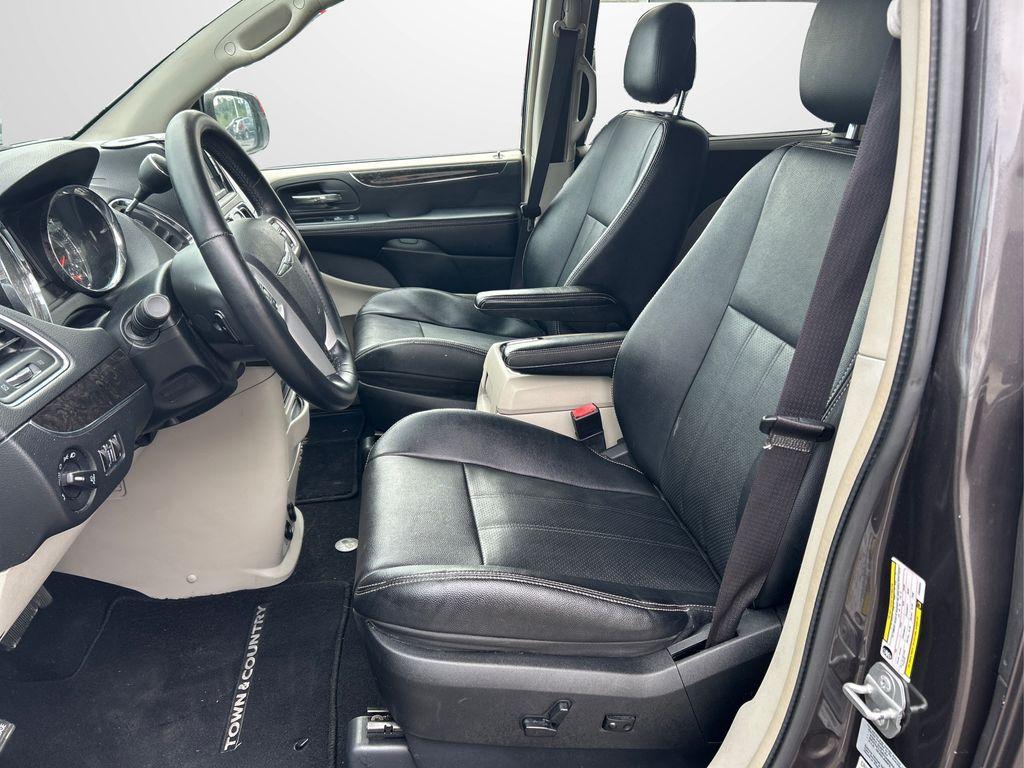 used 2015 Chrysler Town & Country car, priced at $15,569