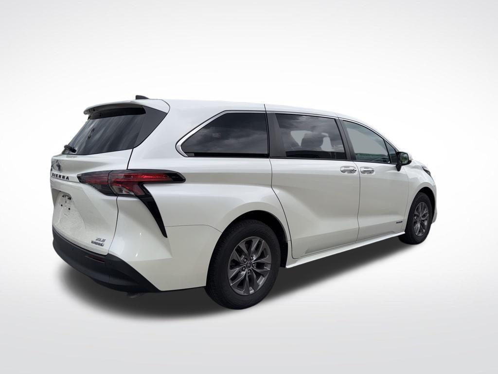 used 2021 Toyota Sienna car, priced at $37,630