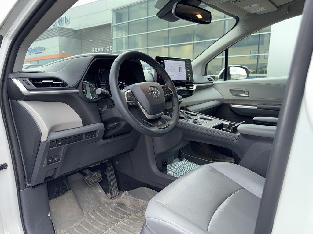 used 2021 Toyota Sienna car, priced at $37,630